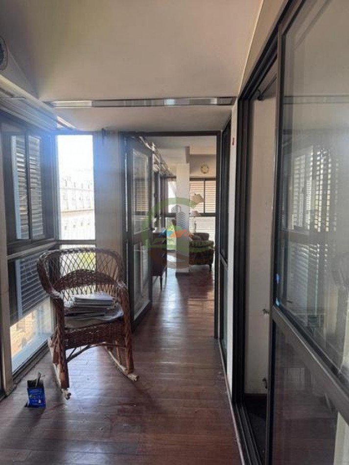 Departamento -Piso - La Plata