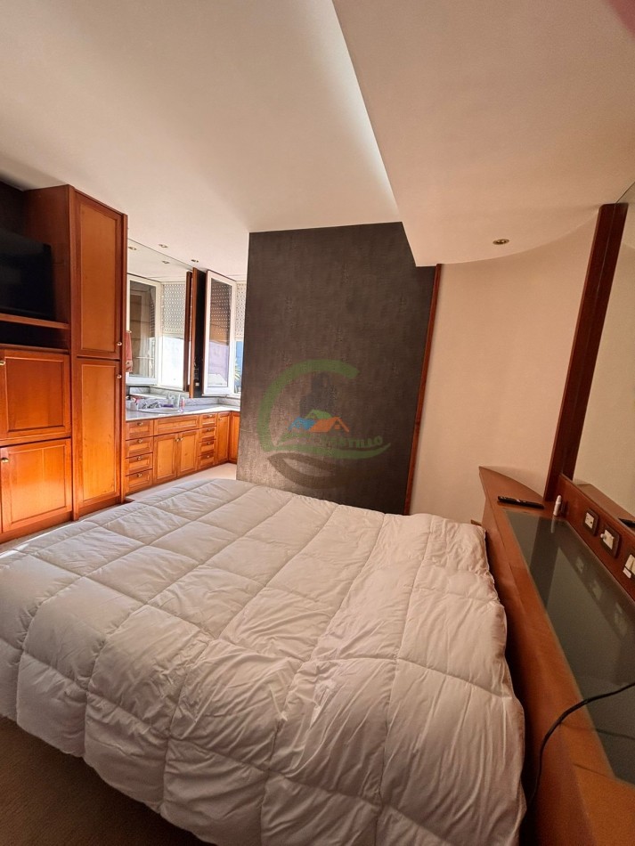 Casa 4 dorm con local - Bolivar