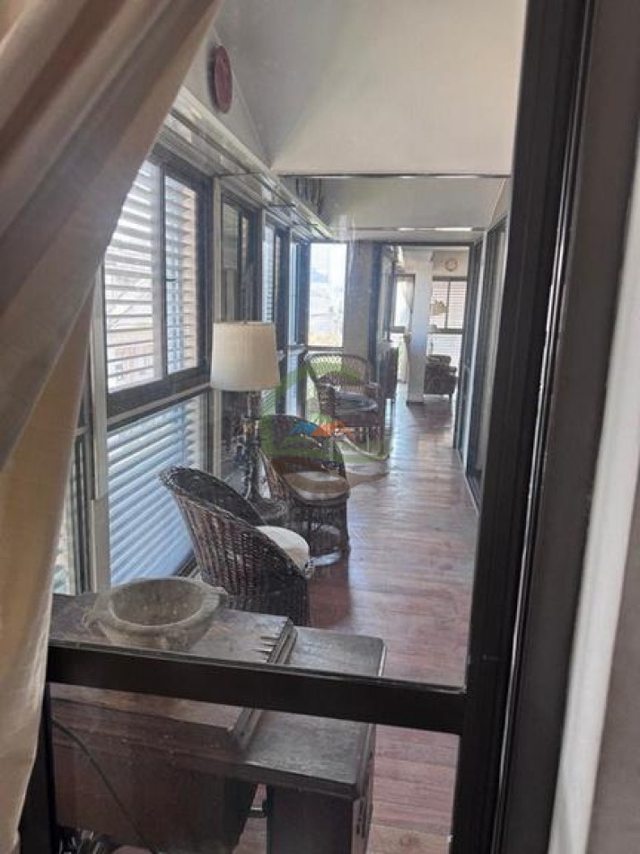 Departamento -Piso - La Plata