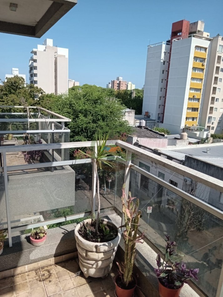 Monoambiente calle 5 y 60 - La Plata