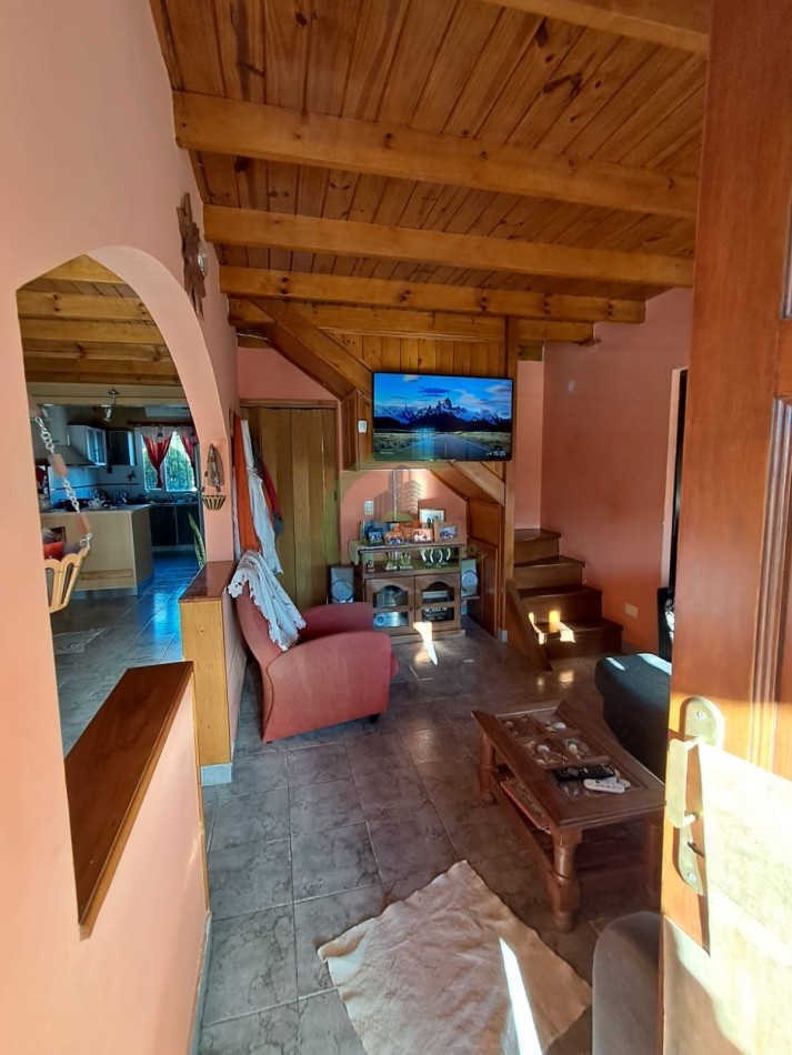 Casa tipo cabaña con pileta - Trelew